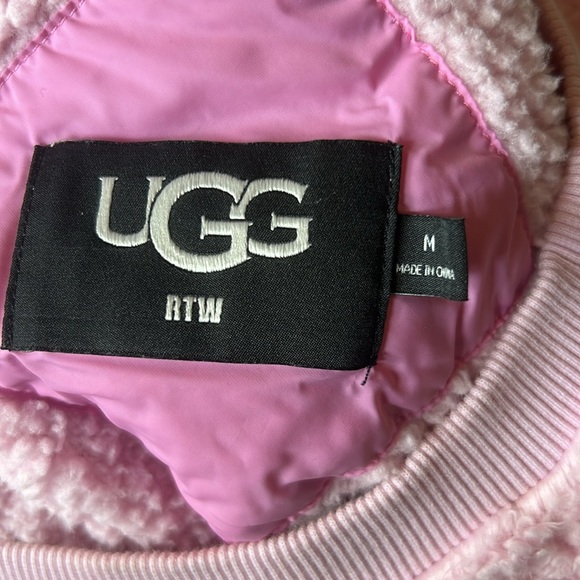 UGG Niko Sherpa Crewneck in Pink - Picture 8 of 8